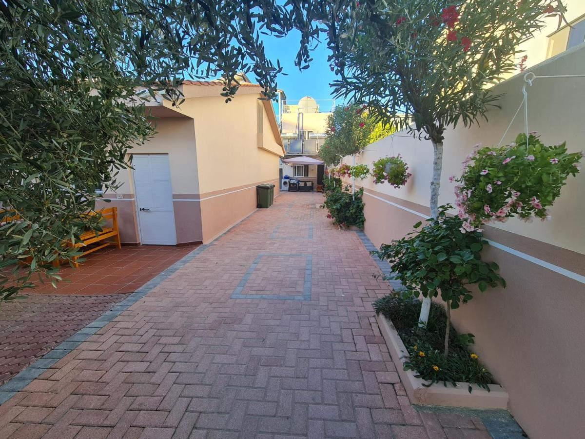 Vila Ivina Durrës Exteriör bild
